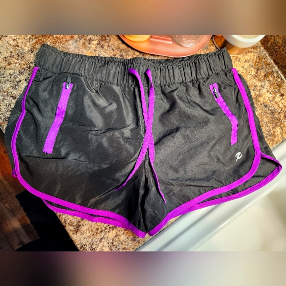 Energy Zone Running Shorts - S